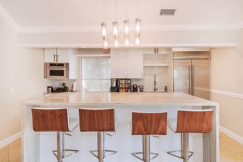 Resident clubhouse with wi-fi in common areas