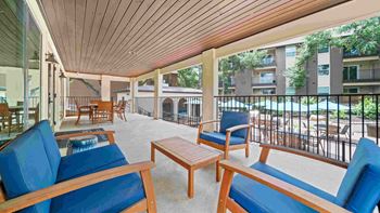 Rerfreshing pool with lounge areas