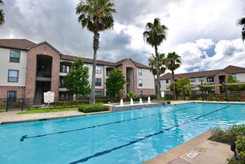 Lap pool with fountain