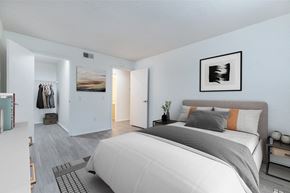 Brandon apartment for rent - Bedroom Skye Reserve