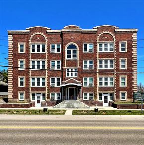 St Paul apartment for rent - a red brick building with a blue sky in the background