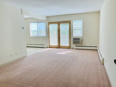 Floor plan for 2 beds, 1 bath, 850 sqft
