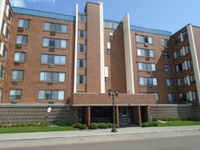 St Paul apartment for rent - Exterior photo of John Snell Apartments