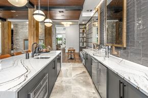 Winter Garden apartment for rent - A Large Kitchen with Two Sinks at The Haven at Lake Britt Apartments, Winter Garden, FL, 34787