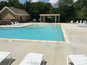 Shawnee triplex for rent - Herrington Park Pool