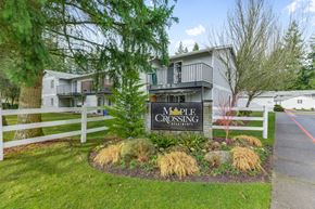 Maple Valley apartment for rent - Property Signage at Maple Crossing Apartments, Maple Valley, Washington