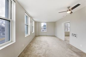 San Jose apartment for rent - Room with a Carpet Floor at Vintage Tower Apartments, San Jose, California