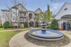 Germantown apartment for rent - Community Courtyard at Acclaim at Germantown Apartments, Germantown, 20874