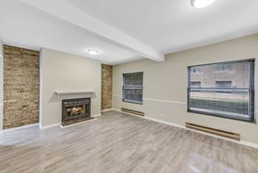 Chicago apartment for rent - Empty Room at Scotland Yard Apartments, Illinois, 60613