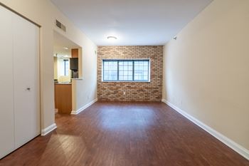 Spacious living room