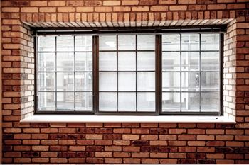Expansive windows