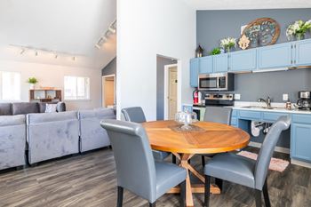 Well equipped kitchen and dining