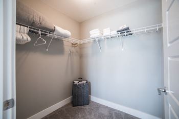 Walk in closet