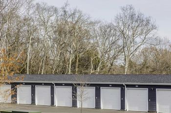 Detached garage