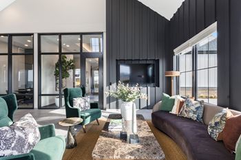 Resident clubhouse & leasing center