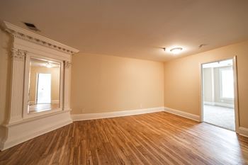 Unfurnished living area