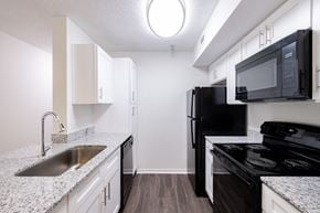 Indianapolis apartment for rent - Fully Equipped Kitchen at The Residence at White River Apartments, Indiana