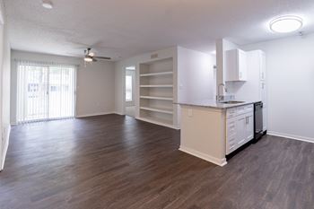 Unfurnished living room