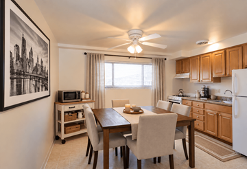 Philadelphia apartment for rent - A kitchen with a dining table and chairs.