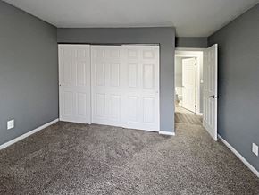 Elmira apartment for rent - Woodland Apartments large closet