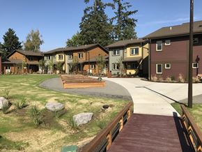 Beaverton apartment for rent - Walkway Path at Bridge Meadows Beaverton 55+, Beaverton, OR 97005