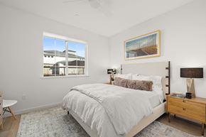 Modesto apartment for rent - bedroom with windows