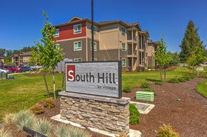 Puyallup apartment for rent - Monument Sign  at SOUTH HILL BY VINTAGE, Puyallup, WA