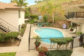 La Mesa apartment for rent - Exterior building with view of pool 