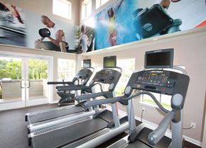 San Rafael townhouse for rent - Gym with fitness equipment 
