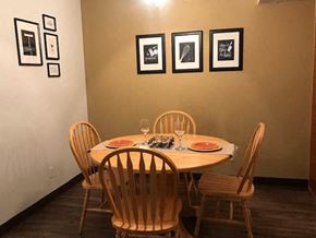Las Cruces apartment for rent - dining table