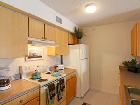 Ormond Beach apartment for rent - Kitchen at San Marco Apartments, Ormond Beach, FL, 32174