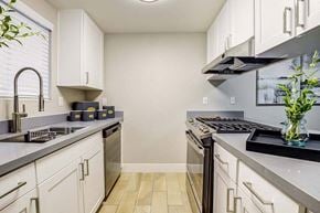 Fremont apartment for rent - Modern Kitchen with Stainless-Steel Appliances at The Edge on the Boulevard, Fremont, 94555