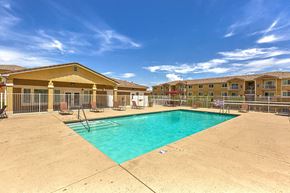 Laughlin apartment for rent - Pool View at VISTA CREEK Apartments, Nevada, 89029