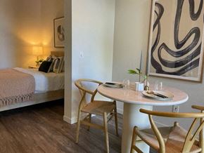 Sacramento townhouse for rent - Apartments for Rent in East Sacramento CA - The Mezzo - Dining Nook Next to Bedroom