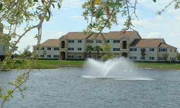 Lake views and fountain