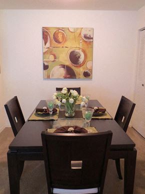 Jacksonville apartment for rent - Mission  Pointe apartment home dining area at Mission Pointe Apartments, Jacksonville 32218