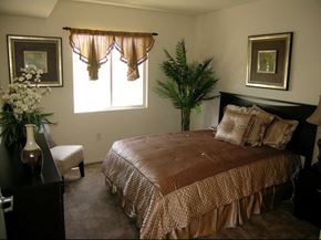 Santa Clarita apartment for rent - Gorgeous Bedroom at CANYON COUNTRY SENIOR, Santa Clarita
