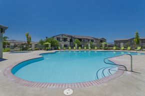 Sparks apartment for rent - pool