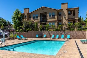Reno apartment for rent - our apartments showcase an unique swimming pool
