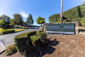 Napa apartment for rent - Entry to community with monument sign