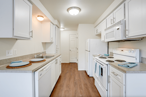 Keizer apartment for rent - The Village Apartments Keizer- kitchen at THE VILLAGE Apartments, KEIZER, OR 97303