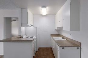 Sylmar apartment for rent - Kitchen with appliances 
