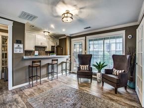 Houston apartment for rent - clubhouse with seating