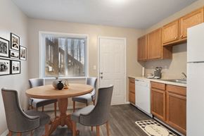 Mableton apartment for rent - Mableton Ridge Apartments in Mableton GA photo of Comfy Kitchen with Appliances