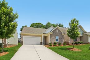 Locust Grove apartment for rent - A residential house with a driveway in front.