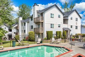 University Place apartment for rent - Pool