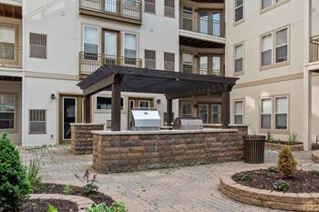 Covered bbq & picnic area