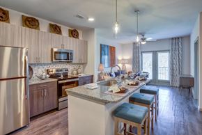 Georgetown apartment for rent - Luxury apartment kitchen in North Georgetown TX at Williamson at the Overlook near I-35