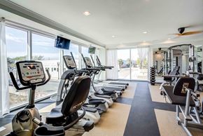 Jacksonville apartment for rent - State-of-the-art Fitness Center at Houston Street Manor Apartments, Florida 32204