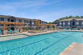 Clarkston apartment for rent - Resort Style Pool